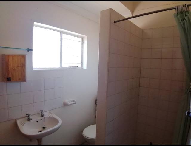 3 BEDROOM FREEHOLD SOLD IN STILFONTEIN EXT 1